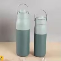 304 스테인레스 스틸 현대 PC 소재 진공 절연 텀블러 컵 핸들 뚜껑 자체 서 누출 방지 간단한 선물 컵