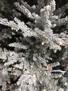 Supplier <strong>Light-up</strong> Hinged Branches Spruce PE PVC Mix Christmas <strong>Tree</strong> From Manufacturer - Product Image 4