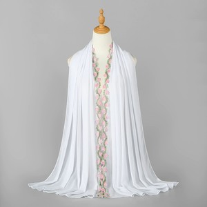 Pañuelo Hijab Largo de Gasa con Bordado de Flor Trompeta, Estilo Étnico, Color Sólido, Talla Grande, ¡Venta Caliente! - Product Image 4