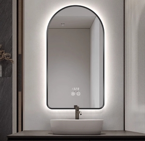 Miroir de salle de bain LED à cadre noir arqué, miroir de vanité intelligent avec affichage de l'heure et commande tactile, étanche IP44 - Product Image 1