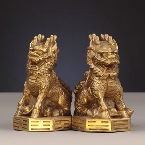 Coppia di Ornamenti Qilin in Ottone, Qilin che Calpesta il Bagua, Drago Cavallo della Ricchezza, Artigianato - Product Image 5