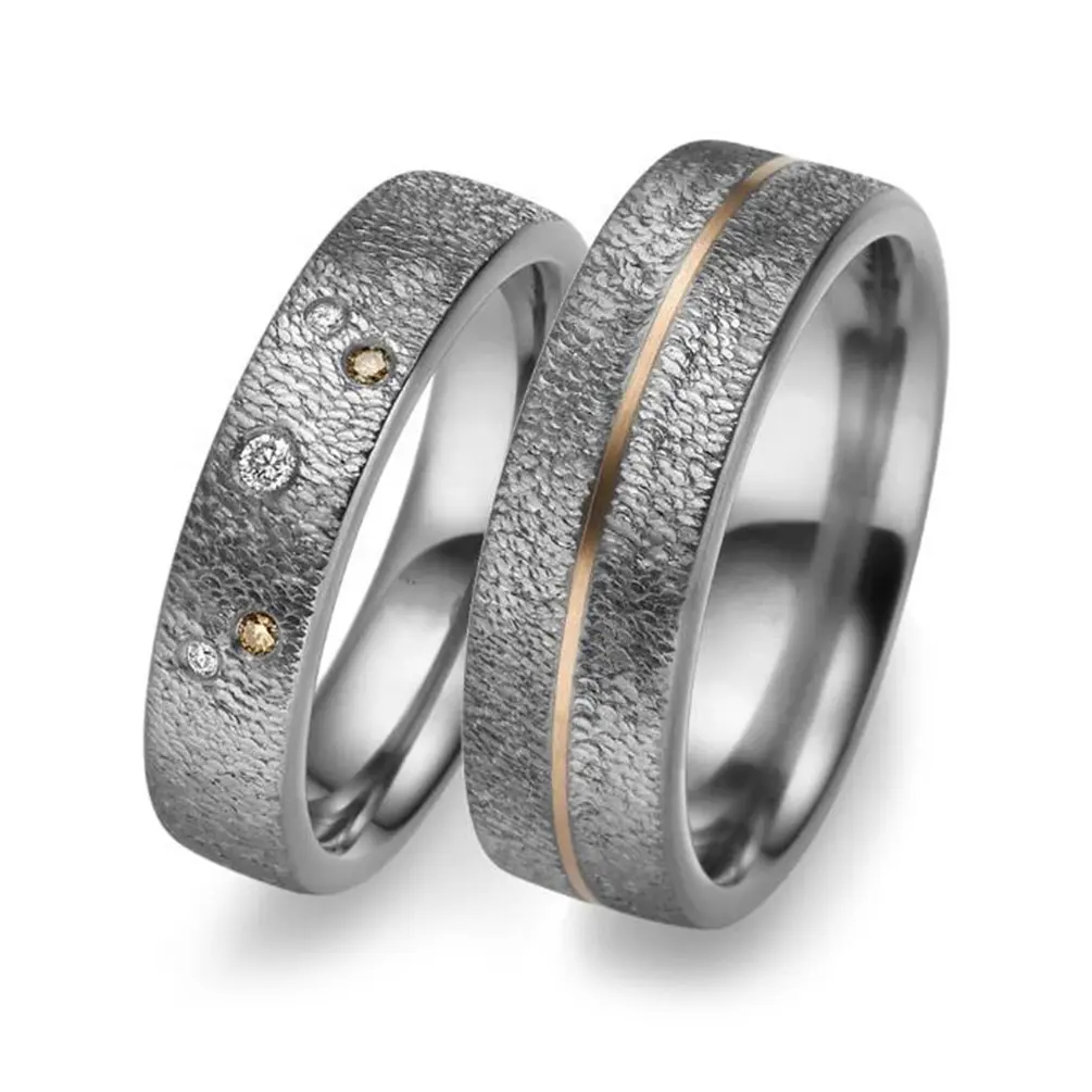 Alin Unisex personalizado superficie de piel de dragón martillado anillos de boda tantalio con piedras de color conjuntos de joyería