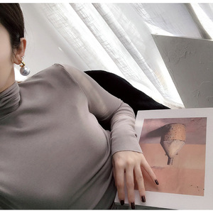 Orecchini Pendenti Effetto Perla per Donne, Accessori Moda Minimalisti per Uso Quotidiano - Product Image 4