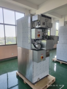 Lavadora Industrial Eléctrica de Acero Inoxidable de Alto Rendimiento, Capacidad de 20 kg, para Hoteles, Hospitales y Oficinas, en Venta - Product Image 1