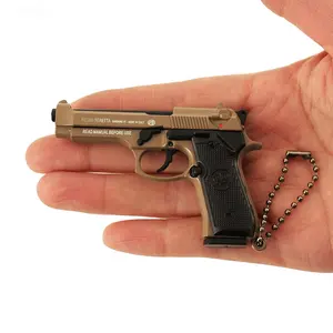खिलौने बंदूक धातु 75 मिमी बेरेट कीचेन हटाने योग्य धातु बंदूक मॉडल मिनी बंदूक कीचेन