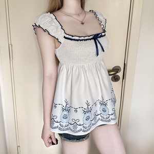 T-shirt vintage Y2K imprimé color block à col carré, nœud sur le devant, taille haute, coupe ajustée - Product Image 6