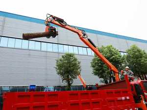 תופסן בולי עץ הידראולי של דונגפנג, מכירות ישירות מהמפעל לייצוא. משאית דונגפנג עם מנוף גרירה - Product Image 6