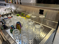 Station de cocktails en acier inoxydable de 3 mètres avec tiroirs pour bar / pub / restaurant