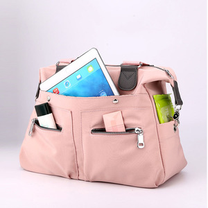 2023 nouveau <span class=keywords><strong>sac</strong></span> à main en Nylon étanche décontracté mode tendance Shopping <span class=keywords><strong>sac</strong></span> à bandoulière doux haute qualité <span class=keywords><strong>maman</strong></span> <span class=keywords><strong>sac</strong></span> fourre-tout - Product Image 5