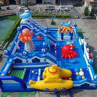Parcours d'obstacles gonflable géant commercial extérieur, parc d'attractions gonflable, parc d'attractions gonflable pour le plaisir, parcours d'obstacles de saut