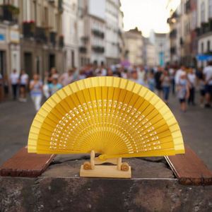 Éventail portatif en bois classique à motifs peints, style art populaire espagnol, pour décoration intérieure, cadeau d'affaires, fête de mariage, usage personnel et personnalisé - Product Image 3