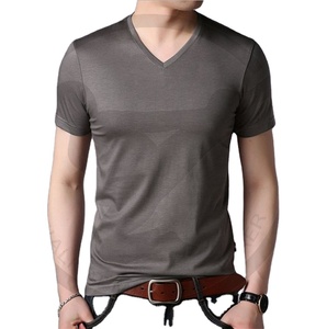 Camiseta Gris Simple de Algodón 100% Personalizada con Serigrafía al por Mayor, Tejido de Alta Calidad, Marca Propia - Product Image 1