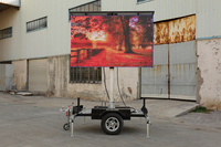 Remorque mobile écran led, économie d'énergie, publicité, écran de télévision avec panneaux solaires et gestion de batterie