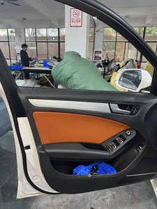 Kit Sedili Modificati A4 Comfort Rosso S4 con Rivestimento in Pelle PU e Pannelli Porta Anteriori e Posteriori per Audi - Product Image 4