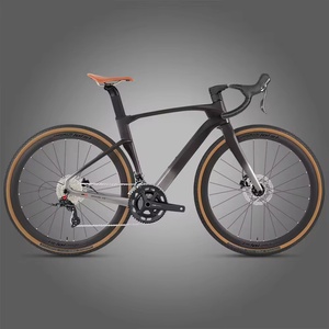 Vélo de route sportif léger et écologique 24 vitesses Gravel V3 avec freins à disque hydrauliques Flat-mount, cadre entièrement en fibre de carbone et aluminium - Product Image 3