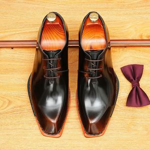 Chaussures pour hommes de luxe haut de gamme en cuir de vachette, légères et respirantes, style britannique, avec motif floral pressé - Product Image 6