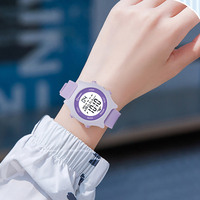 Montres chronographes sportives personnalisées en gros, étanches, cadeaux pour filles, montres numériques pour enfants