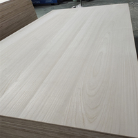 Prix du bois de paulownia chinois, planches de bois de paulownia massif