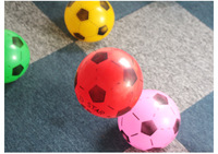 Mini ballon de football gonflable coloré en PVC/PU souple, design personnalisé, anti-stress, pour sports de plein air, plage et fêtes