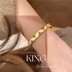 Brazalete de Plata de Ley con Flores y Hilo Dorado, Diseño Calado, Regalo para Mujer - Product Image 3