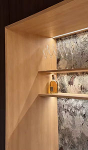 Mueble Bar de Roble y Mármol Personalizado con Luces LED, Sofisticado para el Hogar - Product Image 5