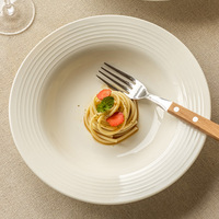 Offre Spéciale – Assiette en Porcelaine Unie Gaufrée Élégante, Compatible Micro-ondes, Design Nordique Minimaliste, pour Plats Occidentaux et Desserts à Domicile