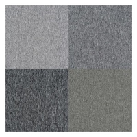 Dalles de moquette en PP robustes 50x50 – Revêtement de sol modulaire polyvalent de couleur unie pour aménagements de bureaux créatifs et projets de bureaux partagés