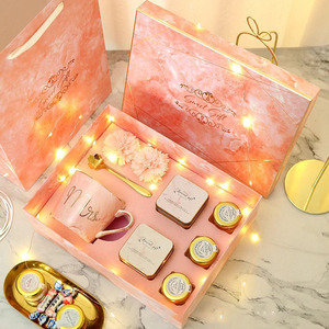 الشركة المصنعة للعلامة التجارية قابلة لإعادة التدوير شعار مطبوع ورق مقوى إبداعي مخصص فاخر صندوق هدايا للأحذية للهدايا ومستحضرات التجميل الكيميائية - Product Image 5