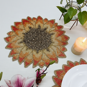 Napperon perlé de fleur de rouille fait à la main. Ensemble également disponible - Product Image 1