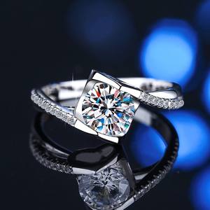 Fine Jewel Party Gift Angel <span class=keywords><strong>Kiss</strong></span> Gemstone Jewelry S925 sterling silver GRA <span class=keywords><strong>2</strong></span> carat Diamond VVs1 Moissanite ring - Product Image 4