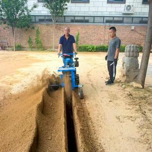 <span class=keywords><strong>เครื่อง</strong></span><span class=keywords><strong>ขุด</strong></span>ร่อง<span class=keywords><strong>ดิน</strong></span>แบบโซ่ไฮดรอลิกขนาดเล็กสำหรับ<span class=keywords><strong>การเกษตร</strong></span> <span class=keywords><strong>เครื่อง</strong></span>พรวน<span class=keywords><strong>ดิน</strong></span>ขนาดเล็กสำหรับสวนผลไม้ <span class=keywords><strong>เครื่อง</strong></span><span class=keywords><strong>ขุด</strong></span>ร่อง<span class=keywords><strong>ดิน</strong></span>ลึกสำหรับวาง<span class=keywords><strong>ท่อ</strong></span> - Product Image 4