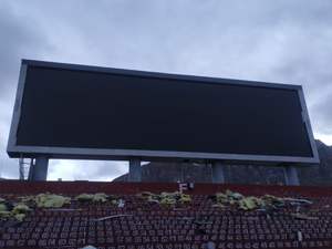 קיר וידאו פרסומי LED חיצוני קבוע P8 8K HDR10+ עמיד למים בתקן IP65 בהירות 4000cd/m - Product Image 6