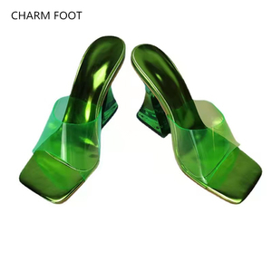 <span class=keywords><strong>La</strong></span> parola trasparente <span class=keywords><strong>di</strong></span> moda europea e americana all'esterno indossa bicchiere da vino e cristallo femminile e grandi pantofole - Product Image 2