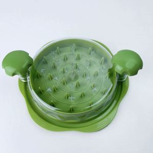 Anti-Slip Base BPA Free Chicken Shredder Tool Twist Customized Clear Lid Meat Shredder Shredded Chicken Breast - Product Image 1