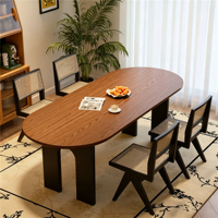 Table rectangulaire simple en bois massif et chaises de salle à manger semi-circulaires, adaptées aux salles à manger domestiques, appartements et hôtels