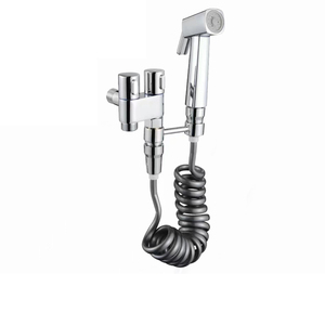 Pistolet de pulvérisation compagnon de toilette femme robinet de lavage pour femmes douche tout robinet de toilette en cuivre ménage sous pression - Product Image 1