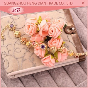 Pulseras de Moda para Mujer, Hechas a Mano en Europa, con Baño de Oro de 18K y Circonitas, Diseño Moderno - Product Image 3