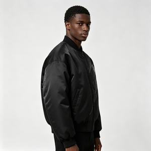 <span class=keywords><strong>Giacca</strong></span> Bomber Oversize <span class=keywords><strong>Nera</strong></span> con Strass e Motivo a Fulmine, Polsini e Orlo a Costine, Streetwear con Zip - Product Image 2