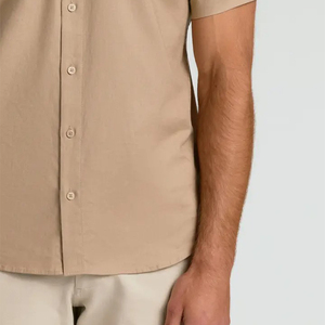 Camicia Casual da <span class=keywords><strong>Uomo</strong></span>, <span class=keywords><strong>Abbigliamento</strong></span> Maschile all'Ingrosso, Camicia <span class=keywords><strong>Slim</strong></span>-<span class=keywords><strong>Fit</strong></span> a Maniche Corte con Bottoni in Khaki Chiaro - Product Image 5