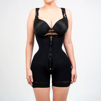 Shorty sculptant amincissant et rehausseur de fesses, style colombien, avec détails diamantés, mi-cuisse |   Haute compression et taille élastique