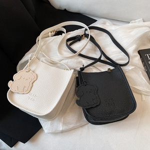 Bolso de Mano Tipo Cubo, Popular Este Año, Estilo Coreano 2025, Moderno y Versátil, para Llevar al Hombro o Cruzado - Product Image 4