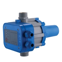 Contrôleur de pompe à eau automatique avec boîte de vitesses et réservoir sous pression 1,5 kW 2000 L/heure pour osmose inverse et filtration pour le traitement de l'eau