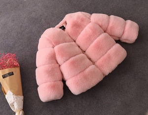 Abbigliamento Invernale per Bambine, Giacca Esterna in <span class=keywords><strong>Pelliccia</strong></span> Sintetica Morbida e Soffice, Cappotto in Finta <span class=keywords><strong>Pelliccia</strong></span> di Volpe Multicolore per Bambini - Product Image 3