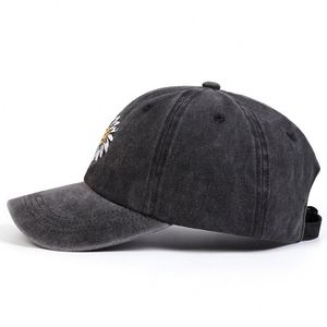Casquette de baseball non structurée personnalisable à 6 panneaux avec visière incurvée, en coton lavé, à fermeture snapback, motif à carreaux brodé, style business - Product Image 2
