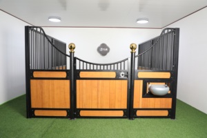 Écuries à <span class=keywords><strong>chevaux</strong></span> mobiles portables Stalles à <span class=keywords><strong>chevaux</strong></span> temporaires Boîte stable avec toit Bois de bambou Les <span class=keywords><strong>Chevaux</strong></span> - Product Image 5