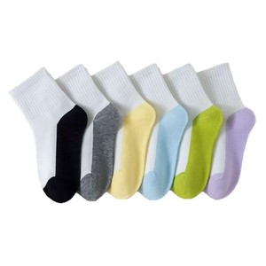 White Mid-Calf Socks For Kids Autumn Winter Sporty Crew Length Medium Thickness Color Block Design Boys Girls Toddler Socks - Product Image 3