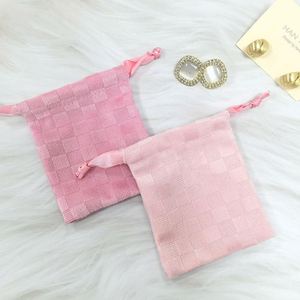 Pochette à bijoux en velours doux de luxe avec impression de logo personnalisée - Product Image 2