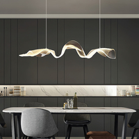 Nouveau lustre 2023, design créatif moderne nordique, en acrylique, forme vague, luxe, design de créateur, pour salle à manger, bar