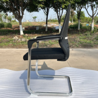 Chaise en maille ergonomique au design moderne Tongli avec pieds en métal certifiés BIFMA en plastique nylon pour bureau à domicile
