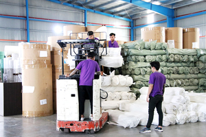 Papier d'art fantaisie blanc Gravure en relief Imprimé Protection de l'environnement Certifié Ventes directes d'usine - Product Image 5